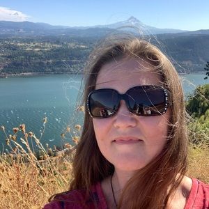 Meet your Posher, Angel